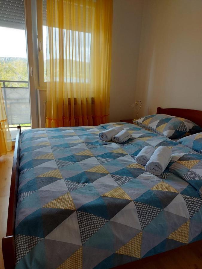 Apartman Luka Jadrtovac Exteriér fotografie