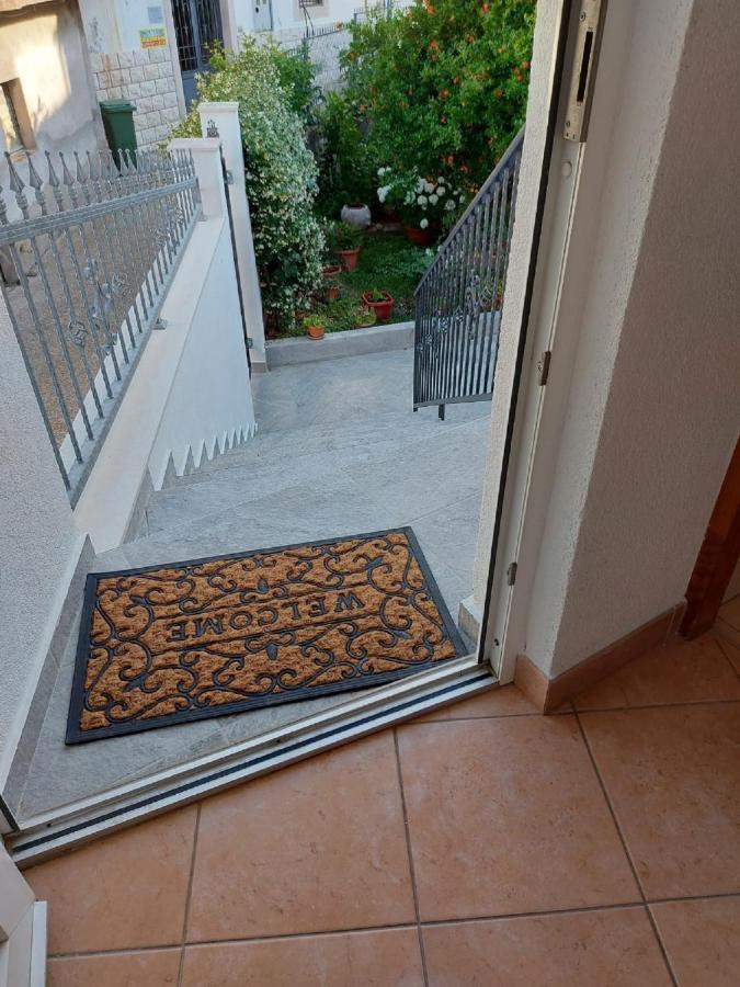 Apartman Luka Jadrtovac Exteriér fotografie