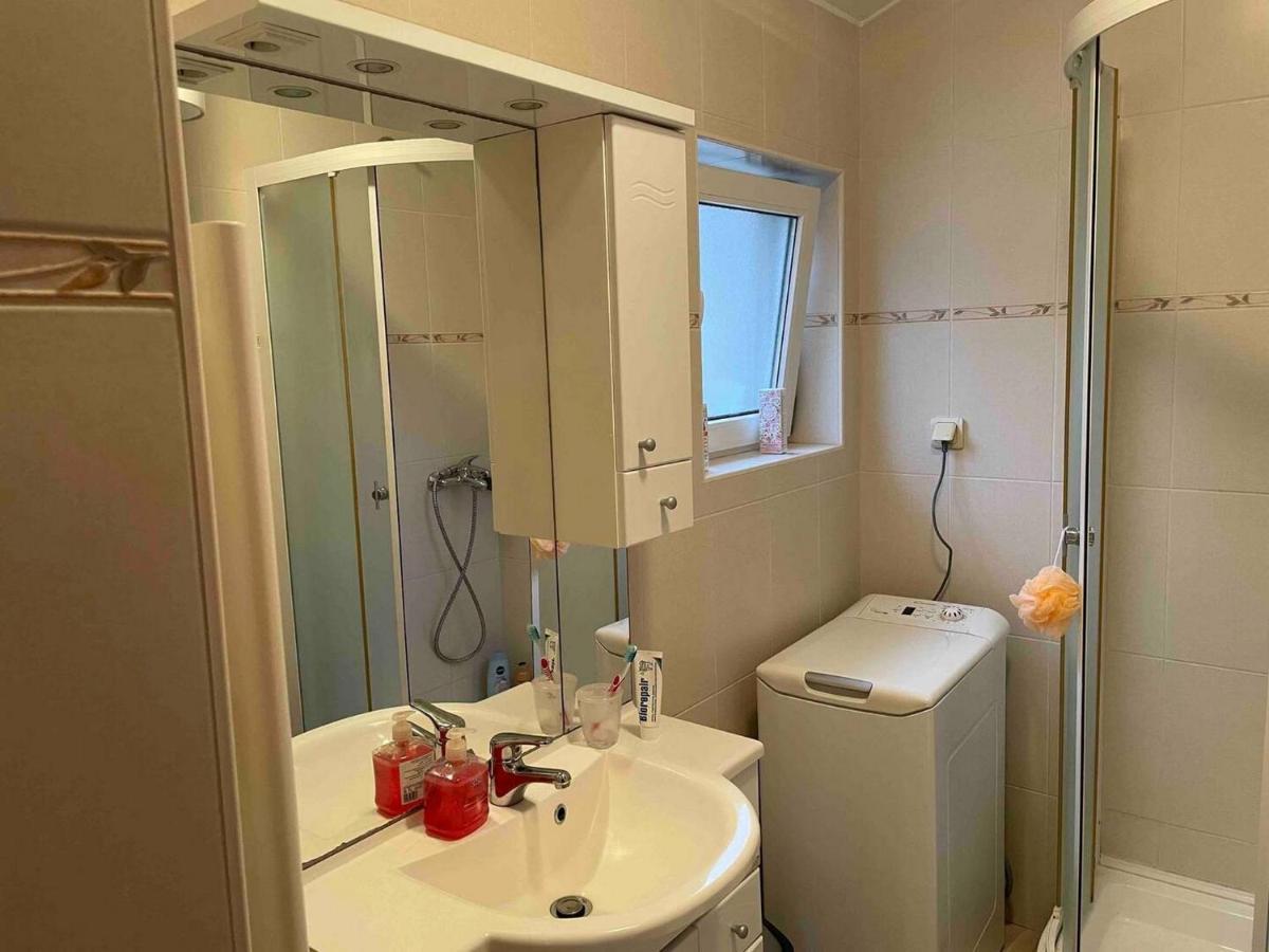 Apartman Luka Jadrtovac Exteriér fotografie